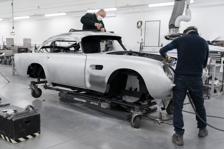 aston-martin-db5-goldfinger-continuation01-jpg.