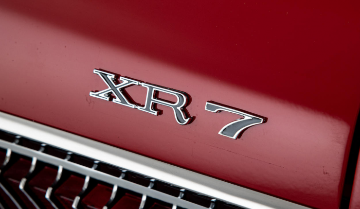 Veiling-Mercury-Cougar-XR-7-On-Her-Majestys-Secret-Service-010