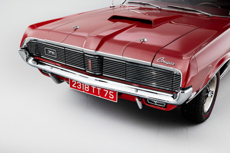 Veiling-Mercury-Cougar-XR-7-On-Her-Majestys-Secret-Service-011