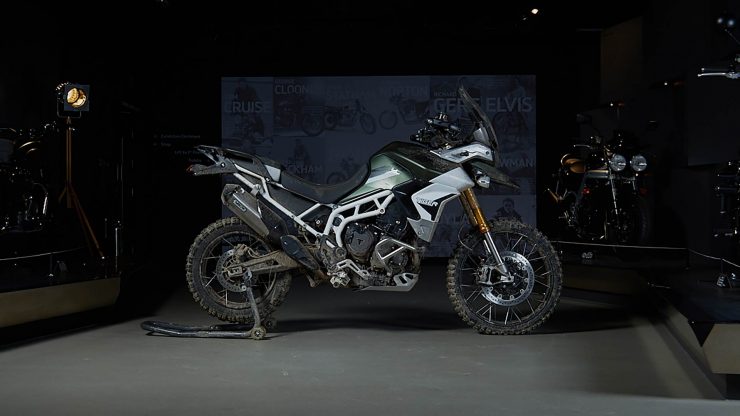 Triumph Tiger 900